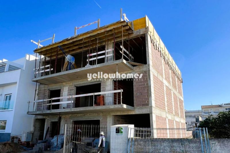 Excelente Oportunidade! Apartamento T2 novo no centro de Quarteira